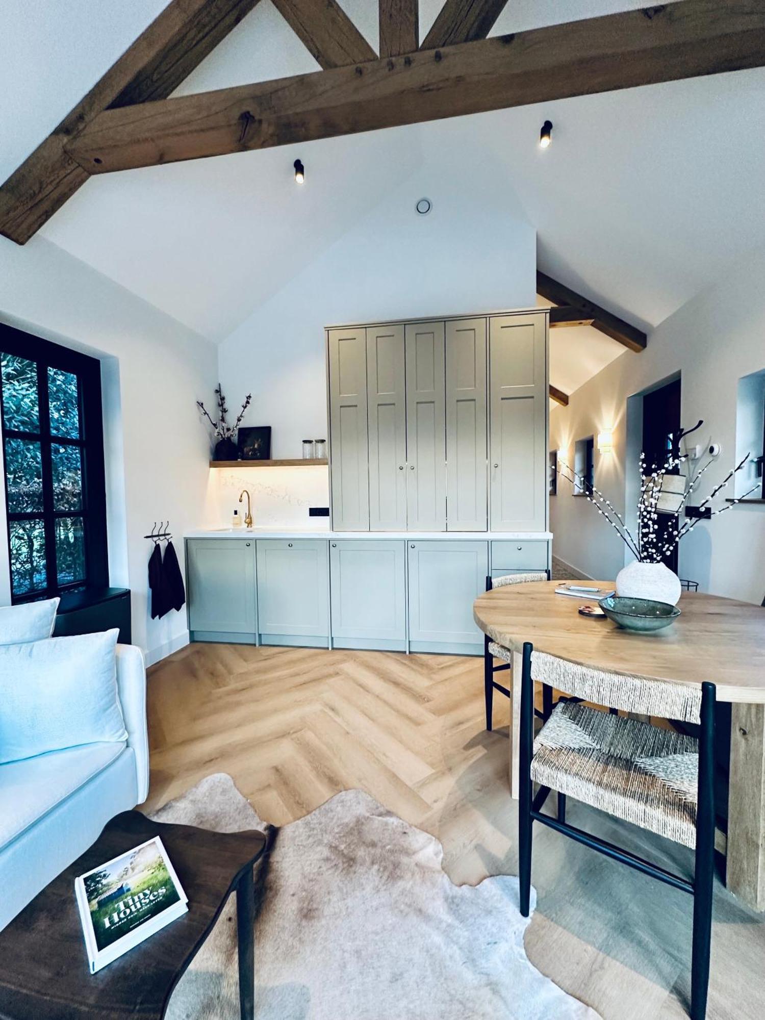 Landhuisje Ter Heide - Charming With Hottub Villa
